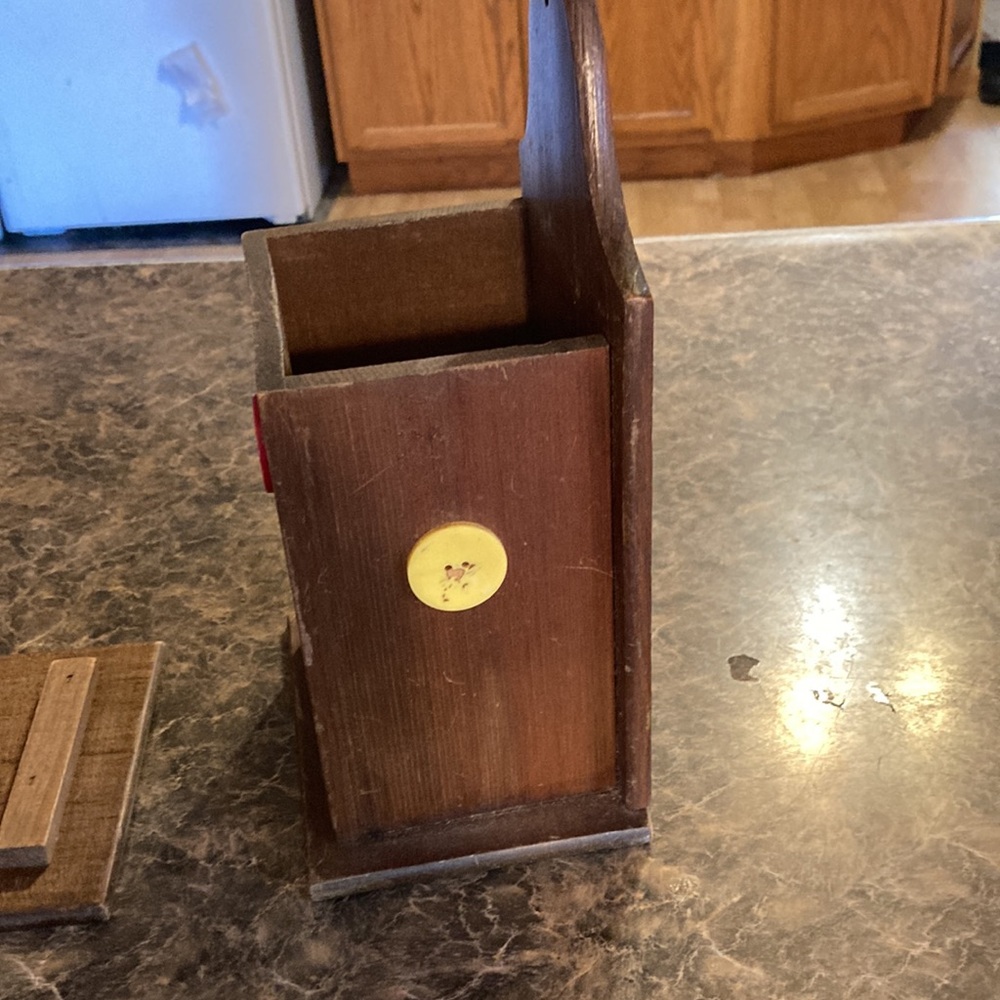 Vintage wooden button box - Picture 5 of 8